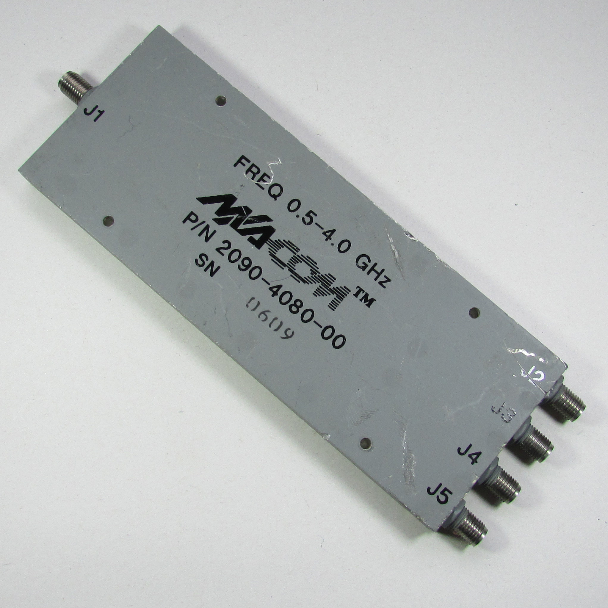MACOM 2090-4080-00 0.5-4GHz SMA Broadband Power Divider