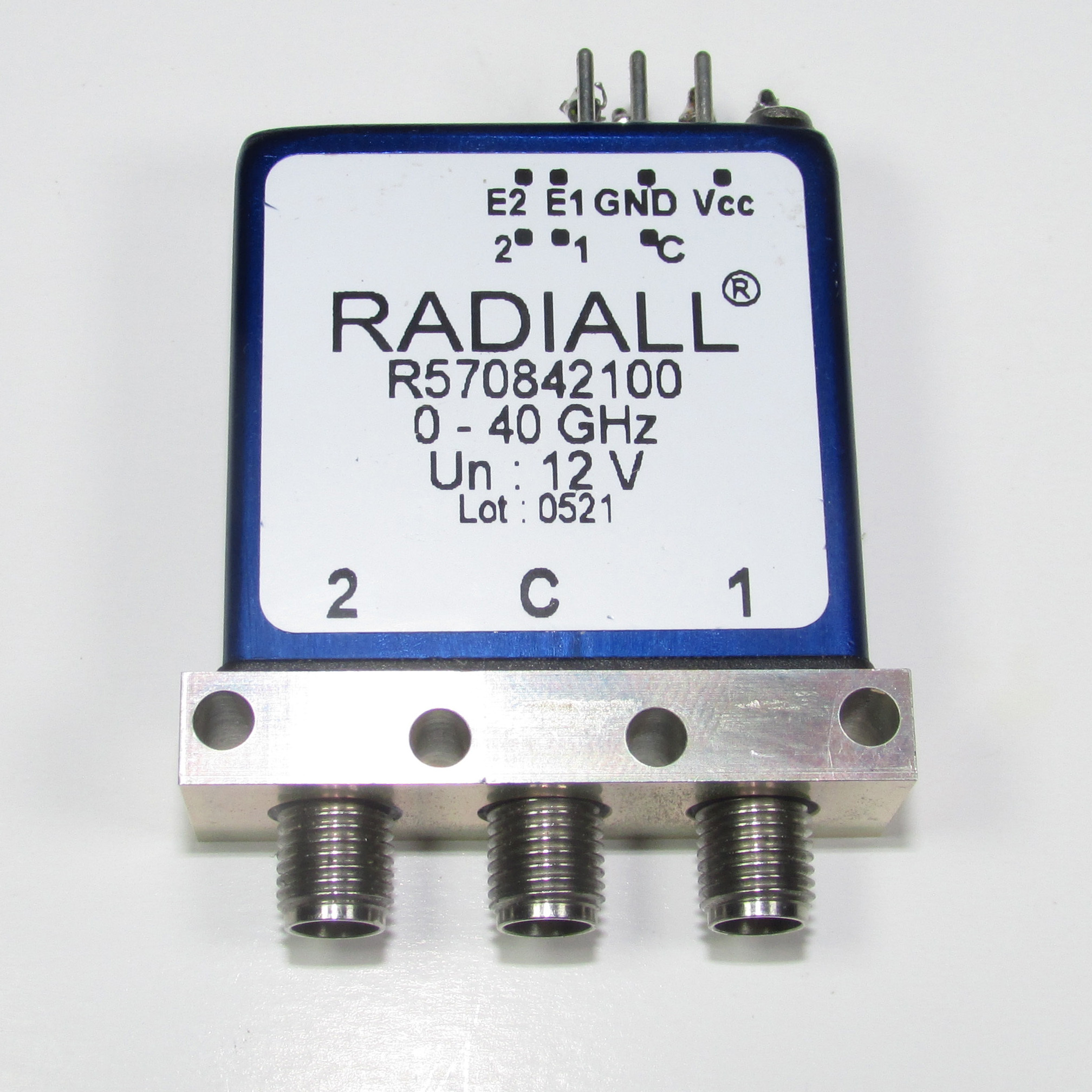 RADIALL R570842100 DC-40GHz 12V TTL RF microwave single pole double throw switch