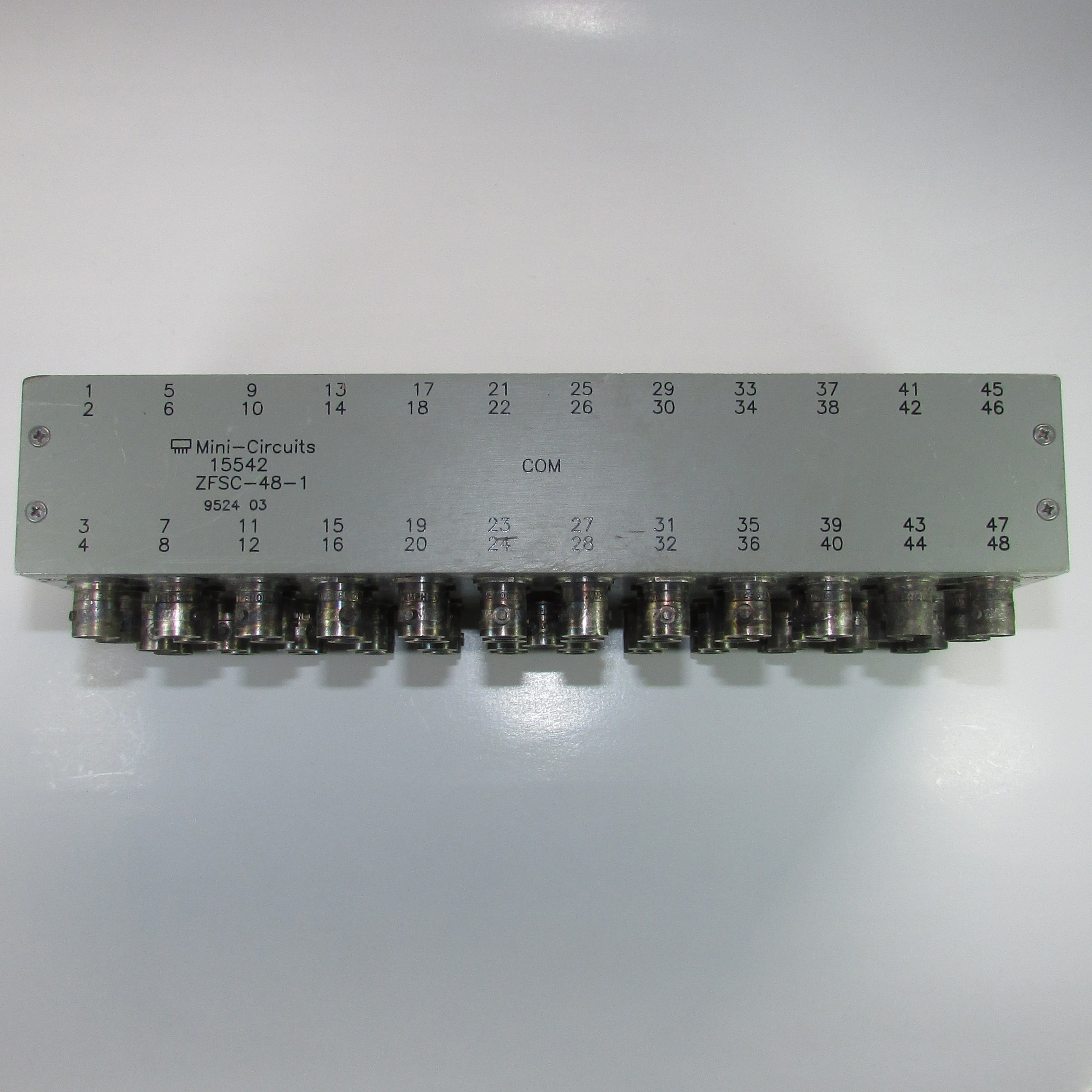 Mini-Circuits ZFSC-48-1 10-300MHz BNC RF coaxial one-minute 48-way power divider