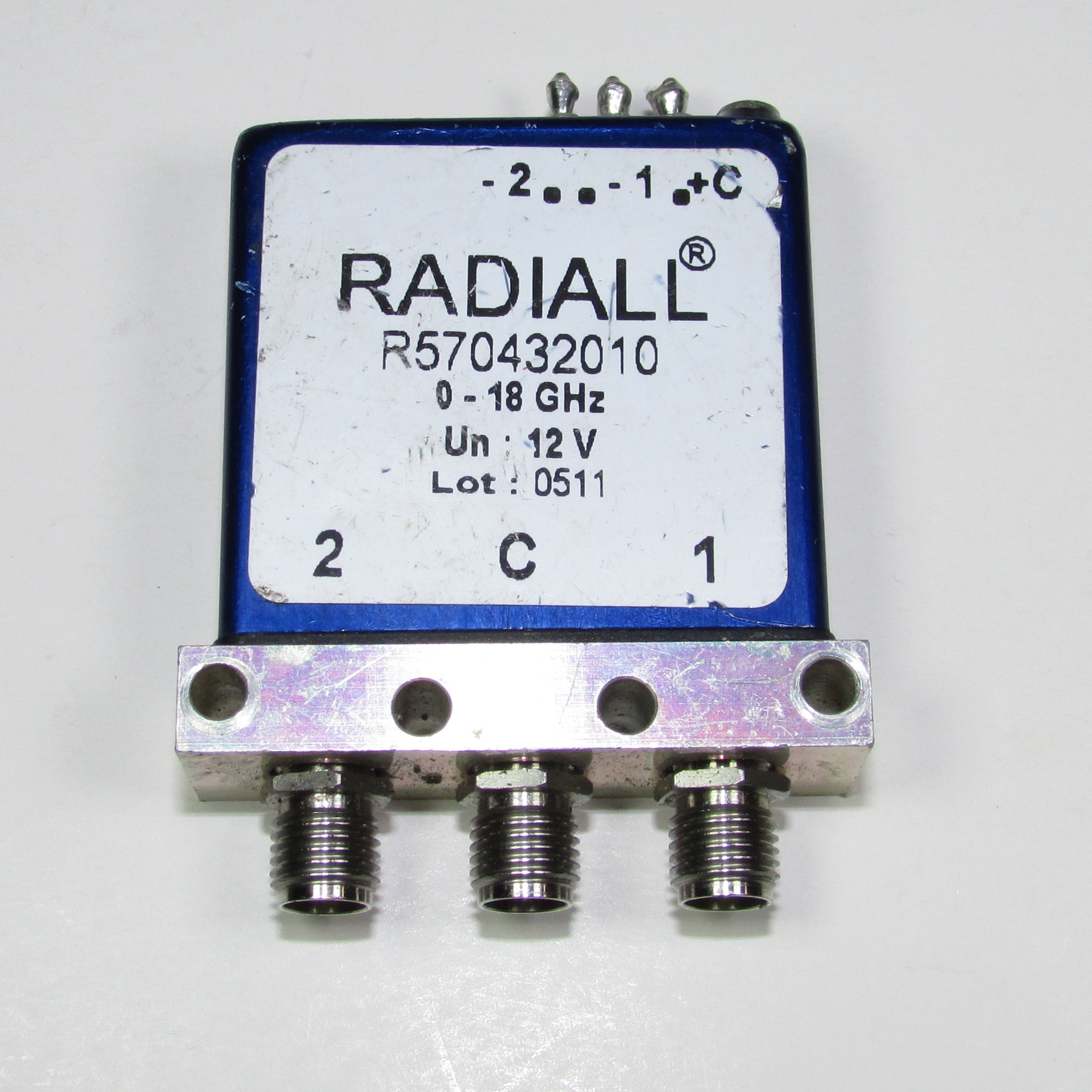 RADIALL R570432010 DC-18GHz 12V SMA single pole double throw RF microwave switch