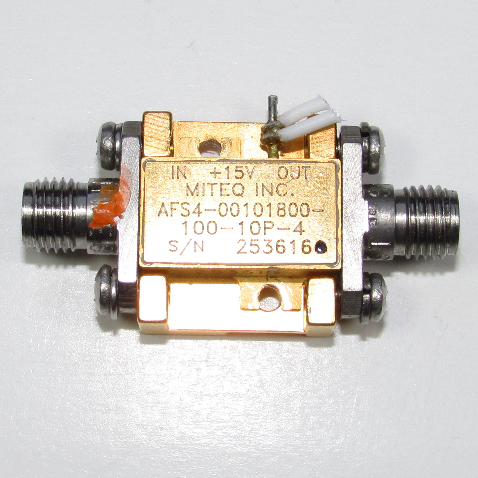 MITEQ AFS4-00101800-100-10P-4 6-18GHz 20dB 14dBm microwave amplifier