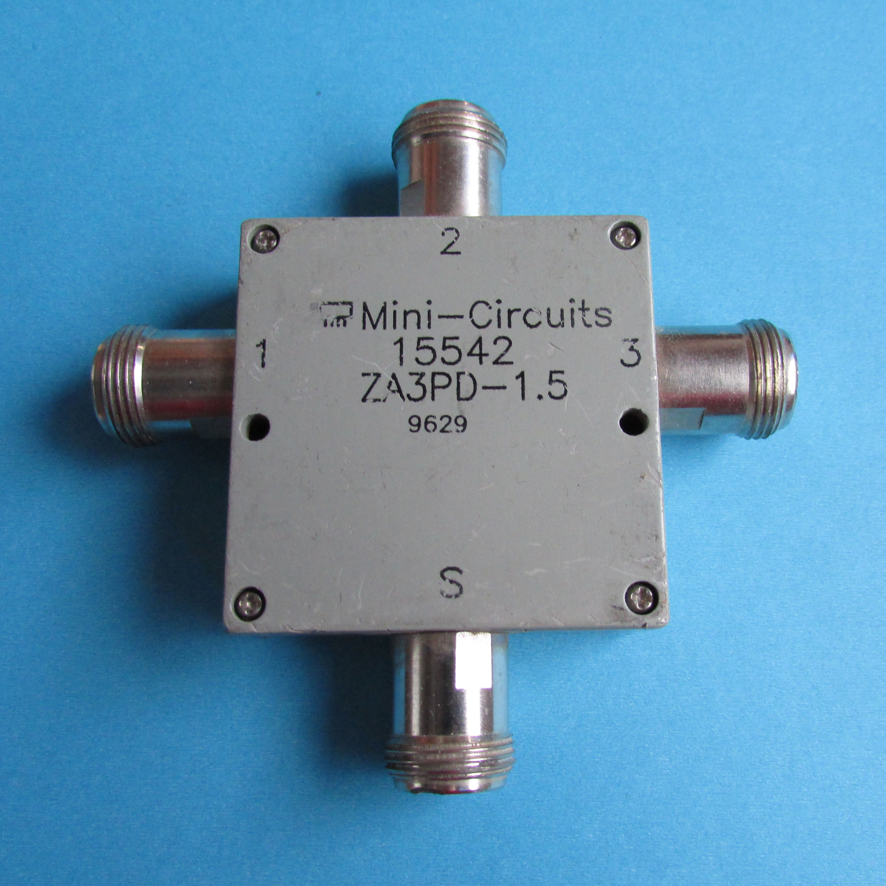 Mini-Circuits ZA3PD-1.5 750-1500 MHz N type one point three power divider